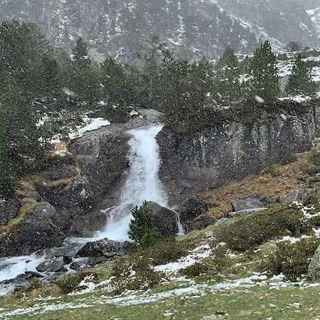 Bel 50 M Telecabines 200 M Village * Cauterets